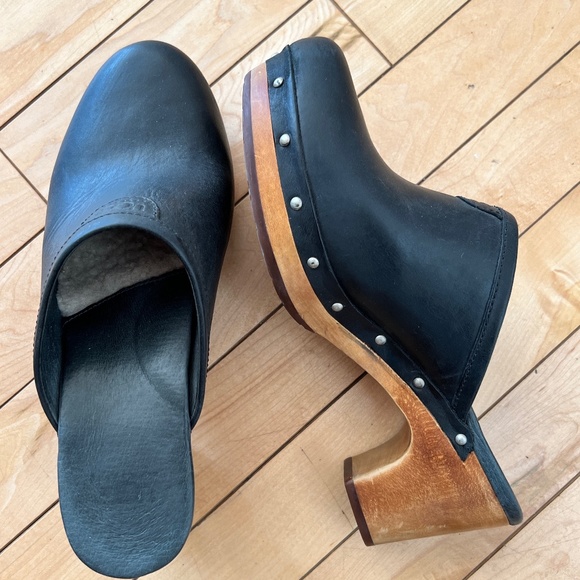 UGG Shoes - Ugg Slip On shoes